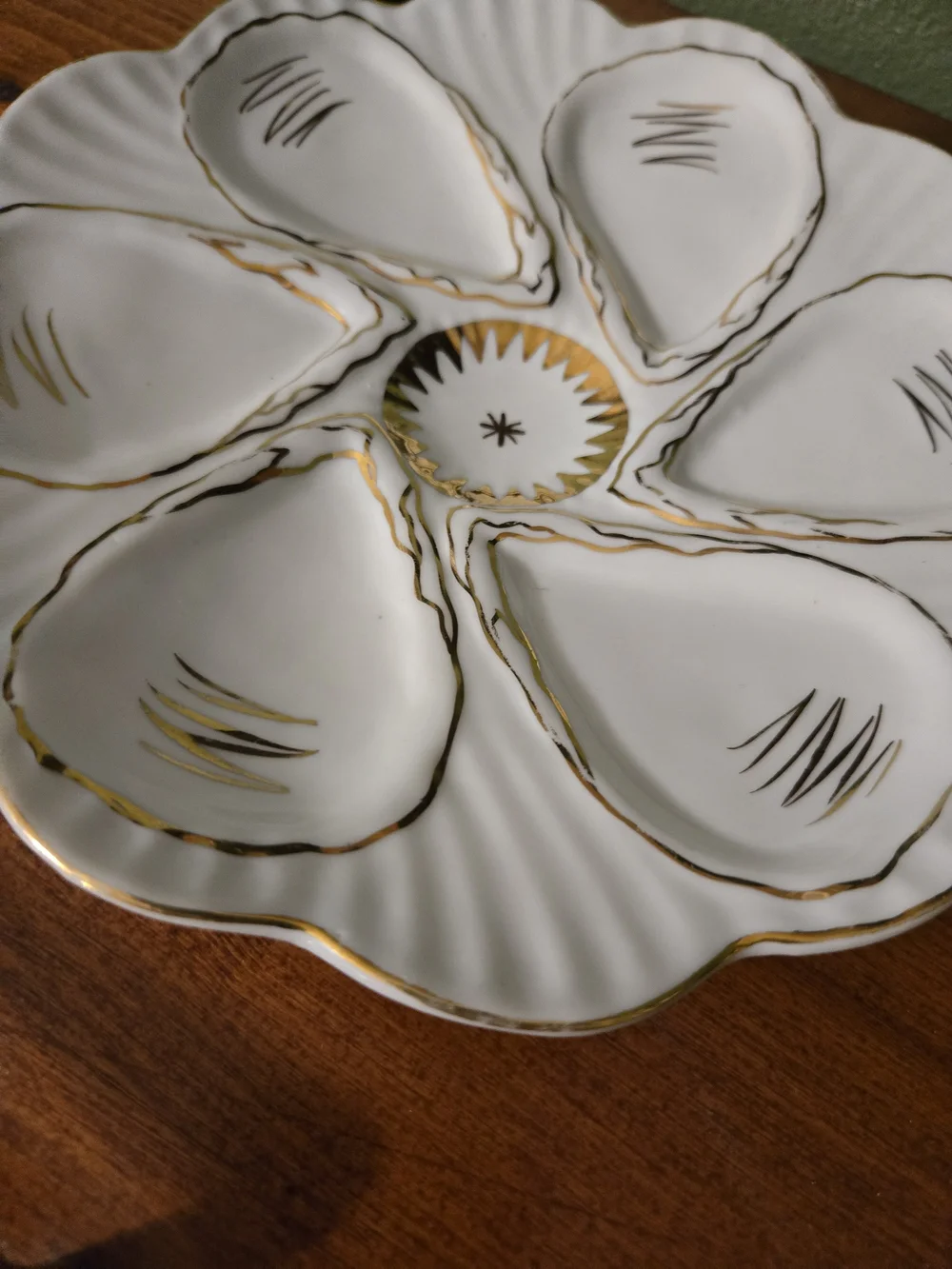 Victoria Karlsbad Austria White and Gold Porcelain Oyster Plate